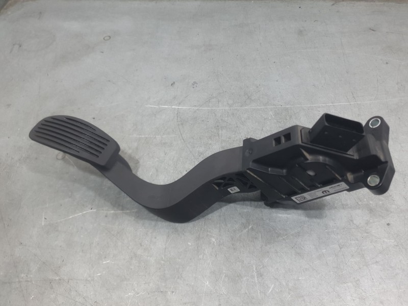 Recambio de potenciometro pedal para fiat 500 e icon referencia OEM IAM 00521379550 32030654 MOPAR