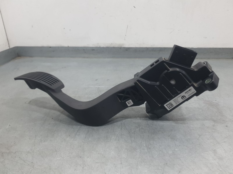 Recambio de potenciometro pedal para fiat 500 e icon referencia OEM IAM 00521379550 32030654 MOPAR