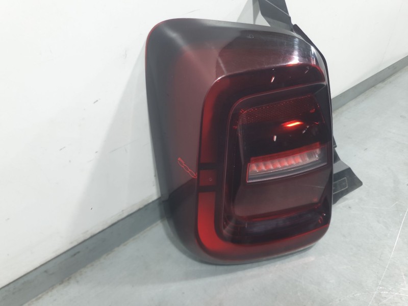 Recambio de piloto trasero izquierdo para fiat 500e (332_) elektro 3+1 (fa1) referencia OEM IAM 52213316 F332BECETTLH MOPAR