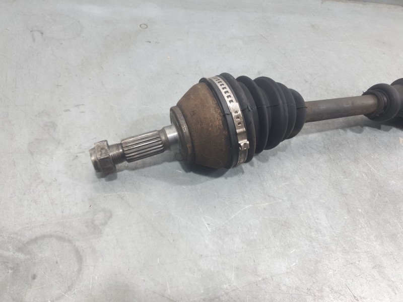 Recambio de transmision delantera izquierda para peugeot 205 ii (20a/c) 1.1 referencia OEM IAM 3272R3  