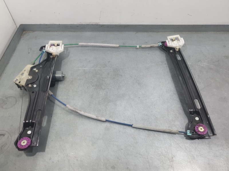 Recambio de elevalunas delantero izquierdo para fiat 500e (332_) elektro 3+1 (fa1) referencia OEM IAM 52138082 45240 HILEX