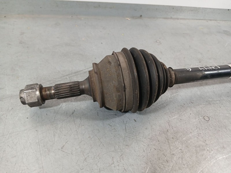 Recambio de transmision delantera izquierda para citroën c4 cactus 1.5 bluehdi 100 referencia OEM IAM 9801048580 1612690380 