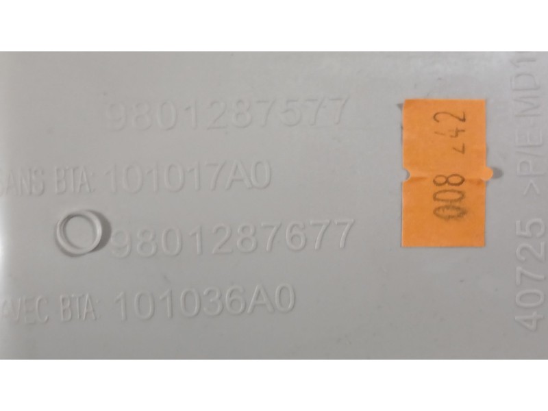 Recambio de luz interior para citroën c4 cactus 1.5 bluehdi 100 referencia OEM IAM 9801287677  101017A0