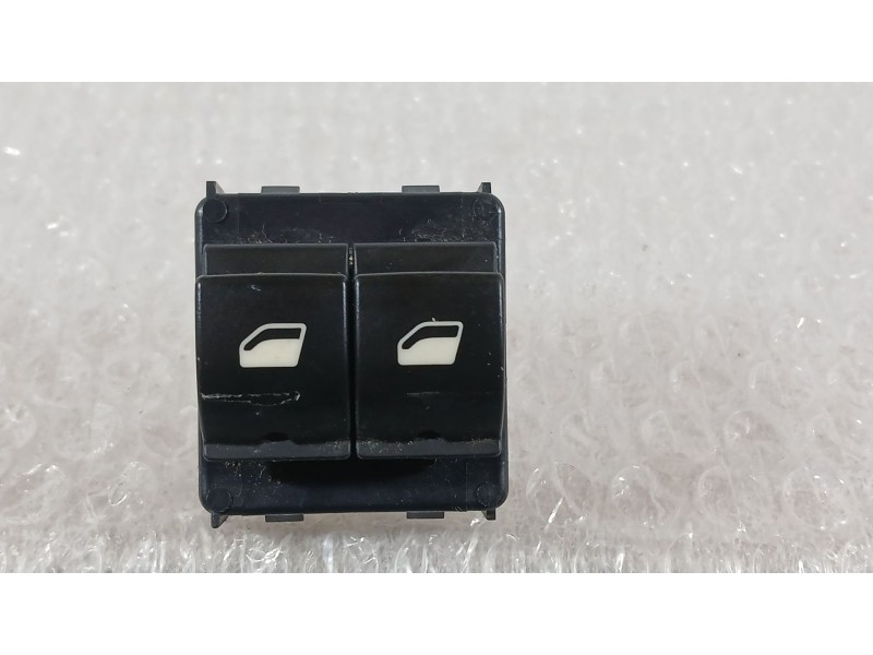 Recambio de mando elevalunas delantero izquierdo para citroën c4 cactus 1.5 bluehdi 100 referencia OEM IAM 98106397ZD  