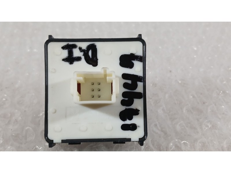 Recambio de mando elevalunas delantero izquierdo para citroën c4 cactus 1.5 bluehdi 100 referencia OEM IAM 98106397ZD  