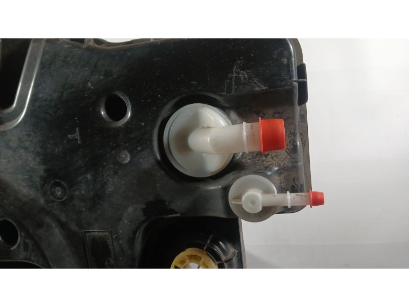 Recambio de deposito adblue para citroën c4 cactus 1.5 bluehdi 100 referencia OEM IAM 9827216280  