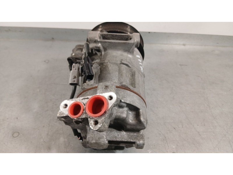 Recambio de compresor aire acondicionado para nissan x-trail iii (t32_, t32r, t32rr) 1.6 dci (t32) referencia OEM IAM 926004CA3A