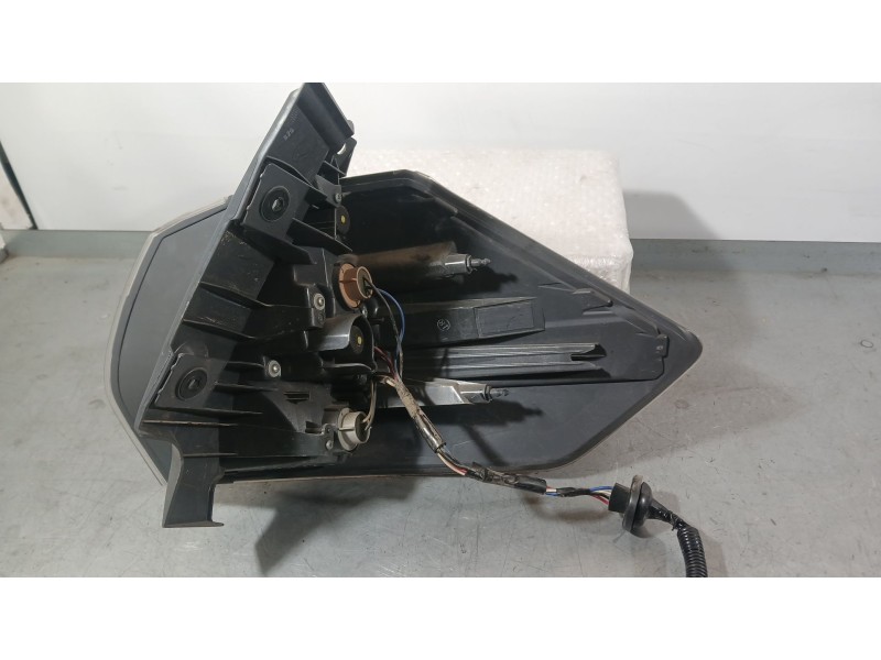 Recambio de piloto trasero izquierdo exterior para nissan x-trail iii (t32_, t32r, t32rr) 1.6 dci (t32) referencia OEM IAM 26559