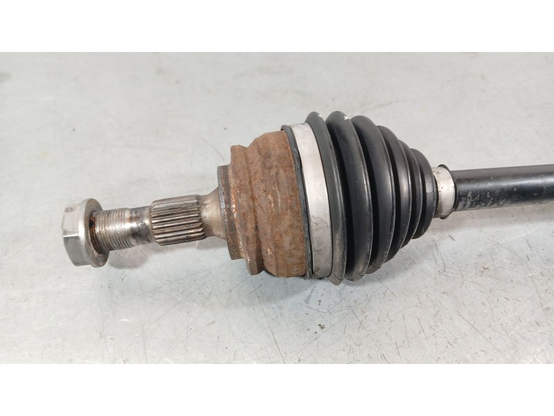 Recambio de transmision delantera izquierda para peugeot 208 (p2) allure referencia OEM IAM 9825391080  