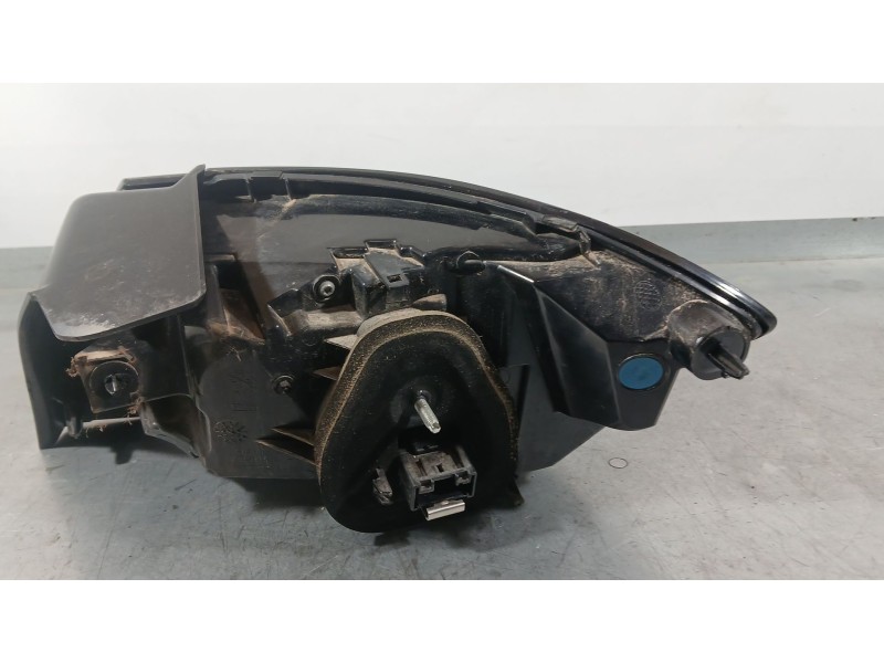 Recambio de piloto trasero izquierdo para peugeot 208 (p2) allure referencia OEM IAM 9823216880 VALEO L90123124