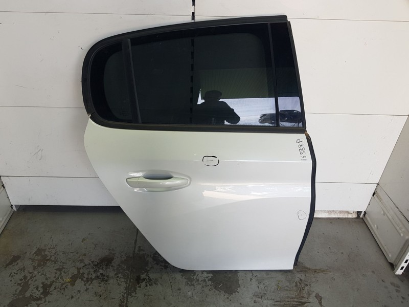 Recambio de puerta trasera derecha para peugeot 208 (p2) allure referencia OEM IAM 9827578080 TOCADA 