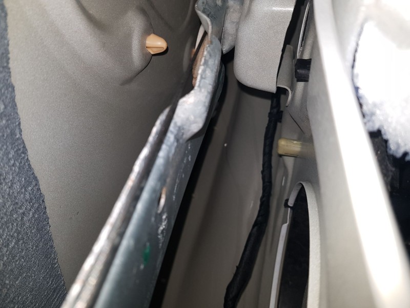 Recambio de elevalunas trasero izquierdo para citroën c3 iii (sx) 1.2 vti 82 referencia OEM IAM 9840154180  