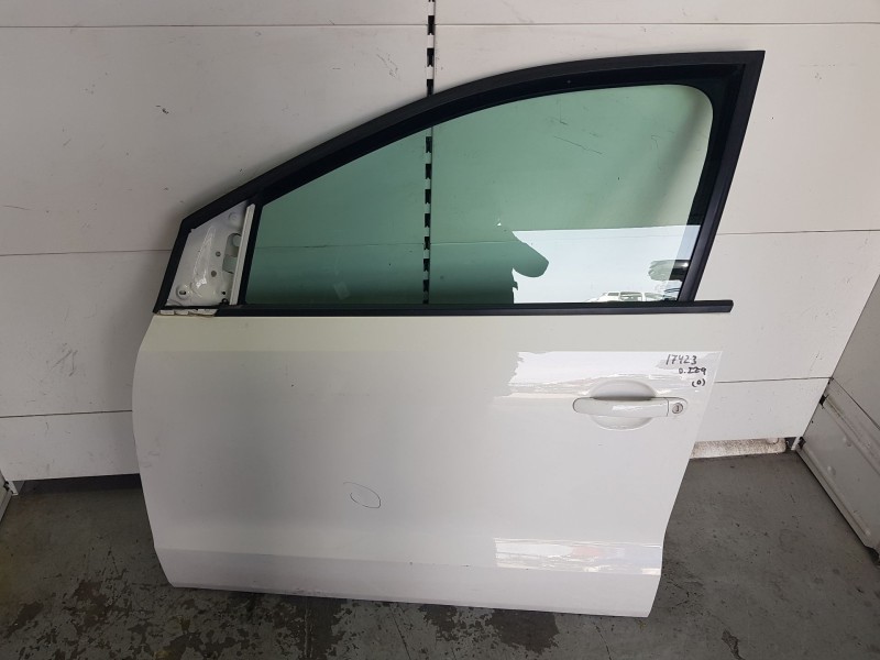 Recambio de puerta delantera izquierda para volkswagen polo v (6r1, 6c1) 1.4 (6r1) referencia OEM IAM 6R4831055J TOCADA 