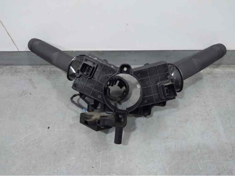 Recambio de mando luces y limpia para opel zafira tourer expression referencia OEM IAM 20941129  