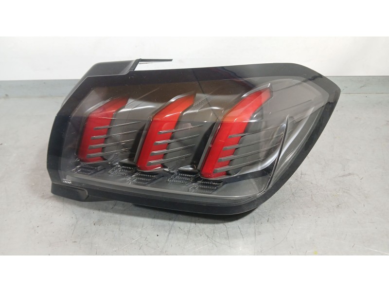 Recambio de piloto trasero derecho para peugeot 208 (p2) allure referencia OEM IAM 9823216680 LED VALEO L90123123