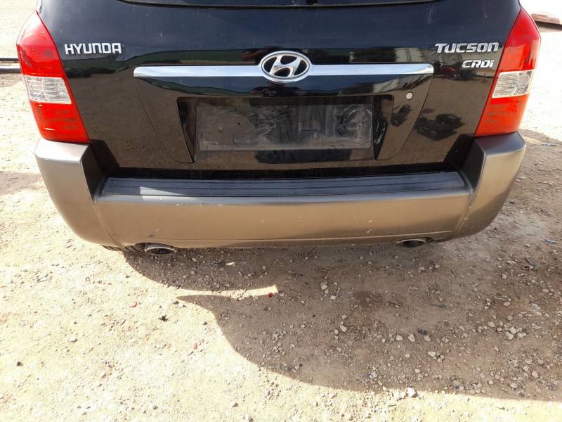 Recambio de paragolpes trasero para hyundai tucson (jm) 2.0 crdi referencia OEM IAM 866102E030 TOCADO 