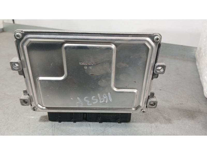 Recambio de centralita motor uce para citroën c3 iii (sx) 1.2 vti 82 referencia OEM IAM   