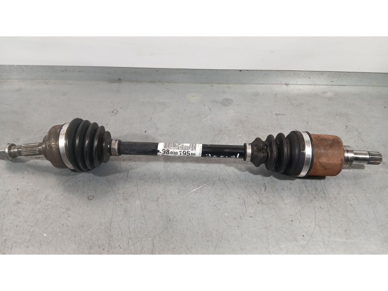 Recambio de transmision delantera izquierda para citroën c3 iii (sx) 1.2 vti 82 referencia OEM IAM 9803019580  