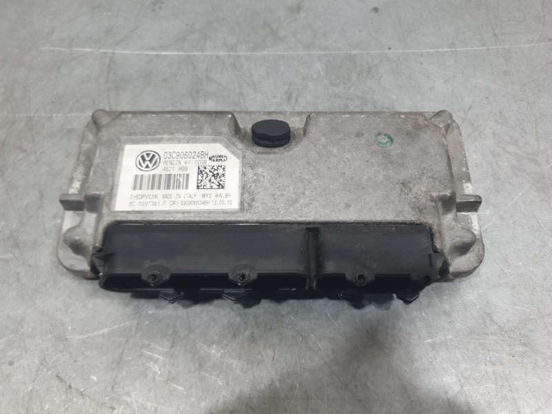 Recambio de centralita motor uce para volkswagen polo v (6r1, 6c1) 1.4 (6r1) referencia OEM IAM 03C906024BH 4821H09 MAGNETI MARE