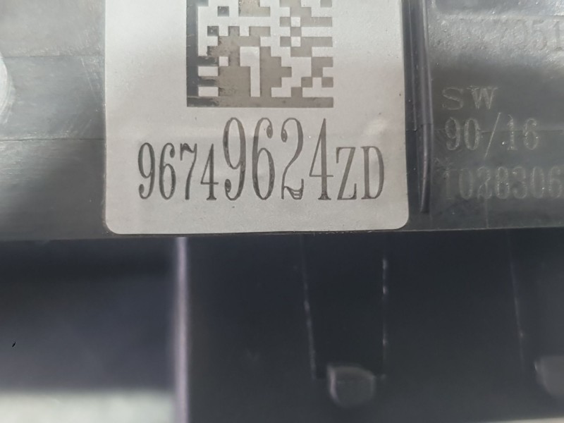 Recambio de mando elevalunas delantero izquierdo para peugeot 208 i (ca_, cc_) 1.2 vti 82 referencia OEM IAM 96749624ZD C/MANDO 