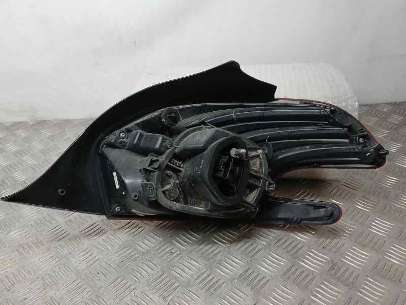 Recambio de piloto trasero izquierdo para peugeot 208 style referencia OEM IAM 9810343080  ROZADO