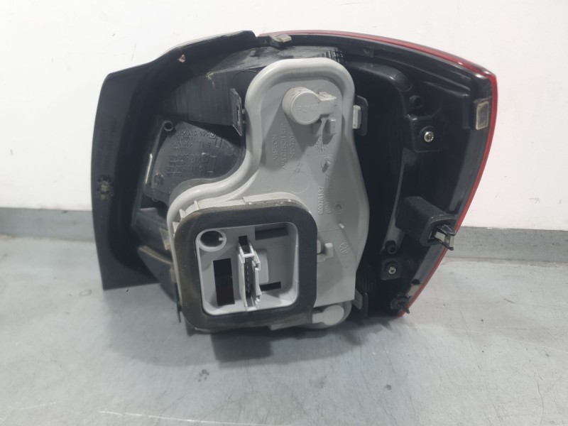 Recambio de piloto trasero izquierdo para volkswagen polo v (6r1, 6c1) 1.4 (6r1) referencia OEM IAM 6R0945095J 6R0945095K 