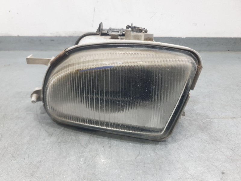 Recambio de faro antiniebla izquierdo para mercedes-benz clk (c208) clk 200 (208.335) referencia OEM IAM A170820015664 14726100 