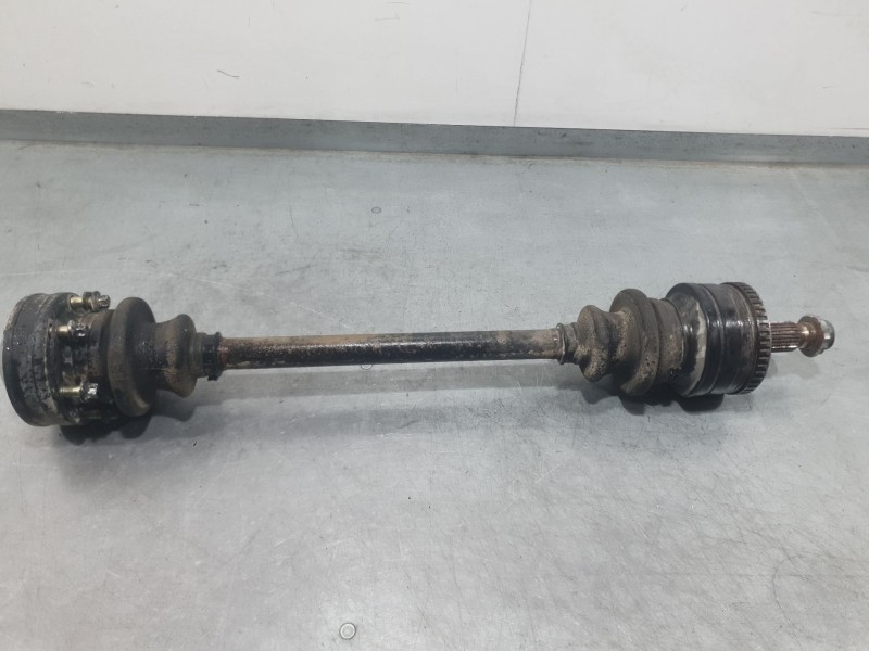 Recambio de transmision trasera izquierda para mercedes-benz clk (c208) clk 200 (208.335) referencia OEM IAM A2023500402  