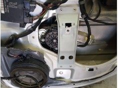 ELEVALUNAS TRASERO DERECHO A2037301246 