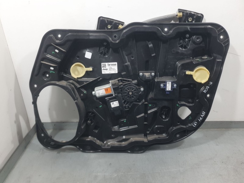 Recambio de elevalunas delantero derecho para jeep compass ii busines 4x2 referencia OEM IAM NVA20912  ELECTRICO