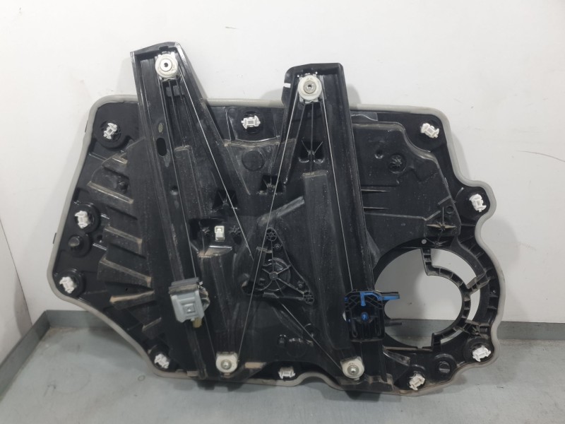 Recambio de elevalunas delantero derecho para ford fiesta vii (hj, hf) 1.5 tdci referencia OEM IAM C56810104  