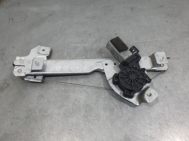 Recambio de elevalunas trasero derecho para dacia duster (hs_) 1.5 dci referencia OEM IAM 8200733832E  