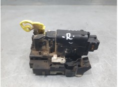 Recambio de cerradura puerta trasera derecha para dacia duster (hs_) 1.5 dci referencia OEM IAM 825029556R  