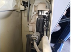 CERRADURA PUERTA DELANTERA DERECHA 813211W060 