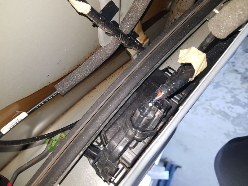 Recambio de cerradura puerta delantera izquierda para nissan micra v (k14) 1.0 ig-t 100 referencia OEM IAM 805015FA1A  