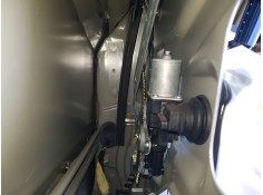 ELEVALUNAS TRASERO IZQUIERDO 827215FA6A 