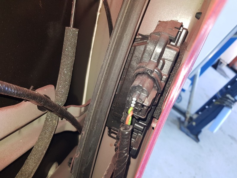 Recambio de cerradura puerta delantera derecha para nissan micra v (k14) 1.0 ig-t 100 referencia OEM IAM 805005FA0A  