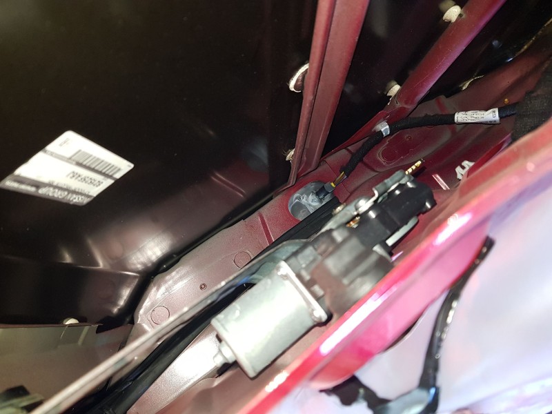 Recambio de elevalunas trasero derecho para nissan micra v (k14) 1.0 ig-t 100 referencia OEM IAM 827205FA6A  