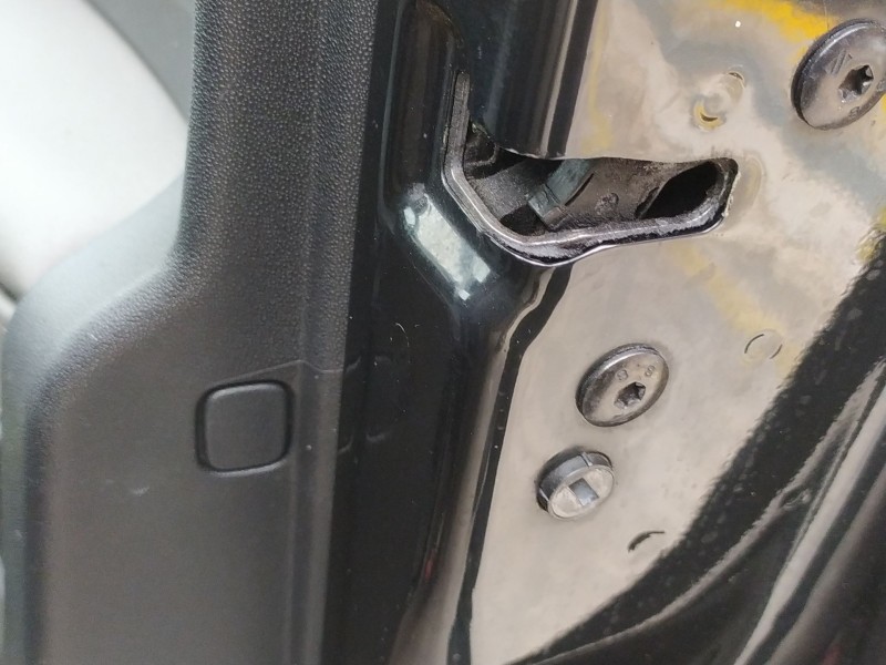 Recambio de cerradura puerta delantera derecha para citroën c4 cactus 1.5 bluehdi 100 referencia OEM IAM 9819038480  