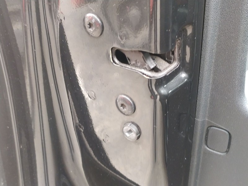 Recambio de cerradura puerta delantera izquierda para citroën c4 cactus 1.5 bluehdi 100 referencia OEM IAM 9819038580  