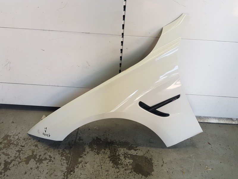 Recambio de aleta delantera izquierda para bmw 3 (f30, f80) 335 d xdrive referencia OEM IAM 41009621597  