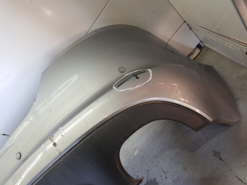 Recambio de paragolpes trasero para jaguar xf i (x250) 2.7 d referencia OEM IAM C2Z2148XXX TOCADO 