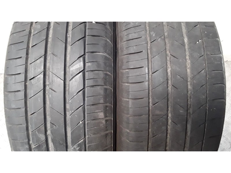 Recambio de neumatico pareja para neumaticos reutilizados - referencia OEM IAM 215551697W KUMHO 215/55/16/97W