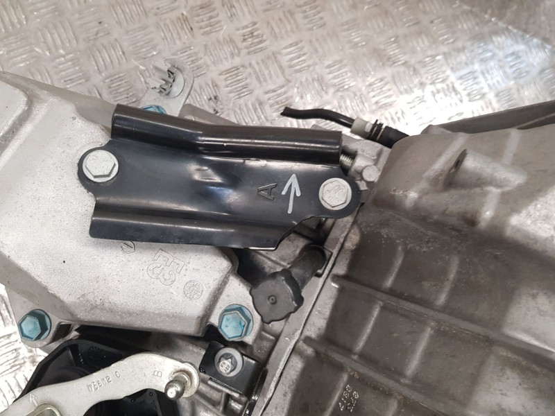 Recambio de caja cambios para nissan micra v (k14) 1.0 ig-t 100 referencia OEM IAM JR5072 3201002Q5J TOCADA 004691