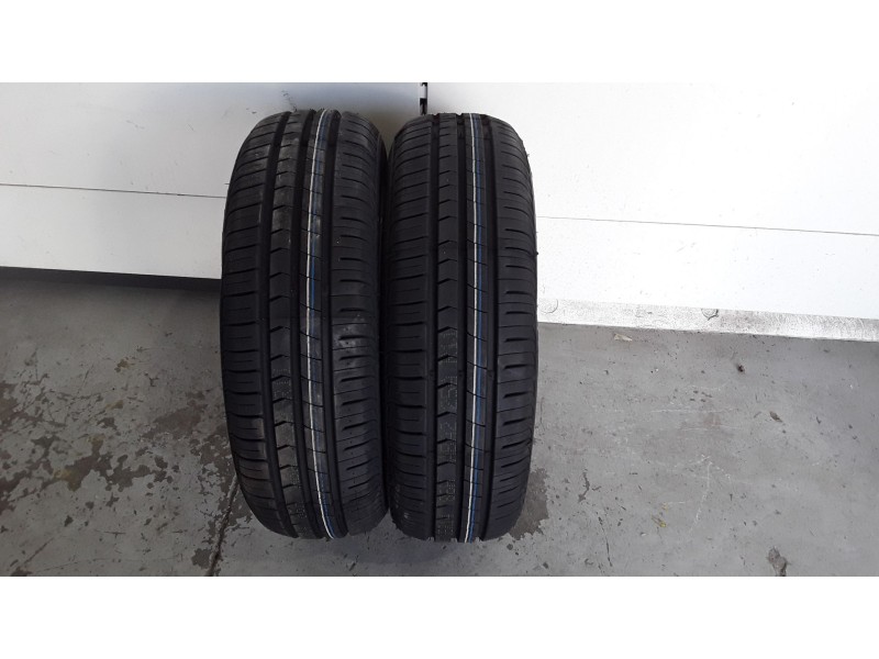 Recambio de neumatico pareja para neumaticos nuevos - referencia OEM IAM 185651486H TRACMAX 185/65/14/86H