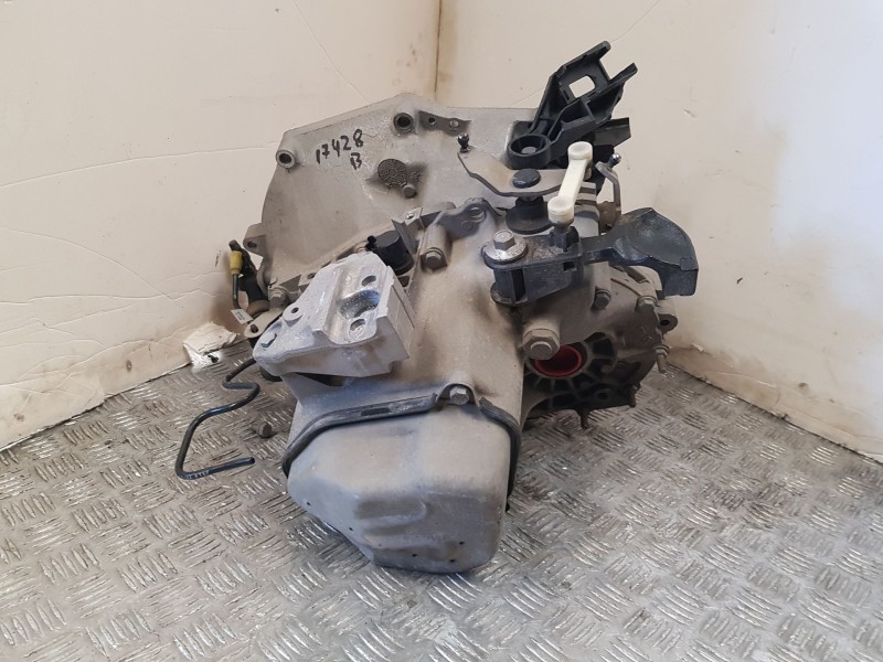 Recambio de caja cambios para peugeot 208 i (ca_, cc_) 1.2 vti 82 referencia OEM IAM 20A701 9810688480 1152667