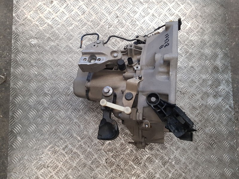 Recambio de caja cambios para peugeot 208 i (ca_, cc_) 1.2 vti 82 referencia OEM IAM 20A701 9810688480 1152667