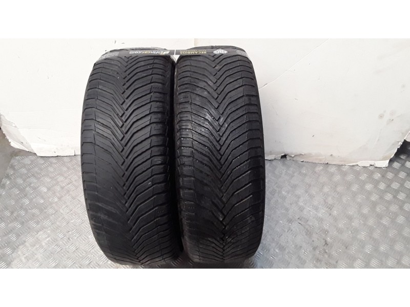 Recambio de neumatico pareja para neumaticos reutilizados - referencia OEM IAM 2256018104W MICHELIN 225/60/18/104W