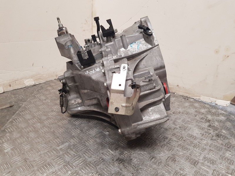 Recambio de caja cambios para nissan x-trail iii (t32_, t32r, t32rr) 1.6 dci (t32) referencia OEM IAM 320104BR1D 6 VELOCIDADES 