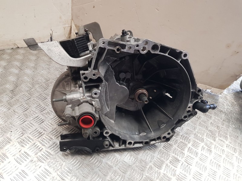 Recambio de caja cambios para citroën c4 cactus 1.5 bluehdi 100 referencia OEM IAM 20V246 1629123180 11851C